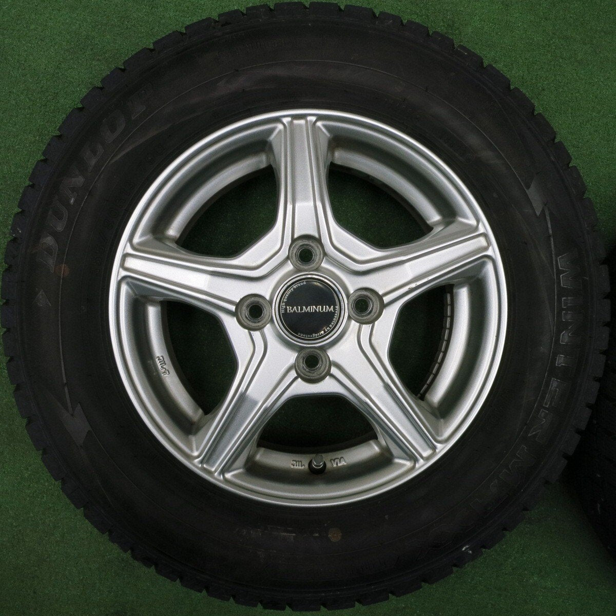 バリ溝！23年！キレイ！9.5分★スタッドレス 155/80R13 ダンロップ ウインターマックス WM02 BALMINUM バルミナ 13インチ PCD100/4H★5010408NJス