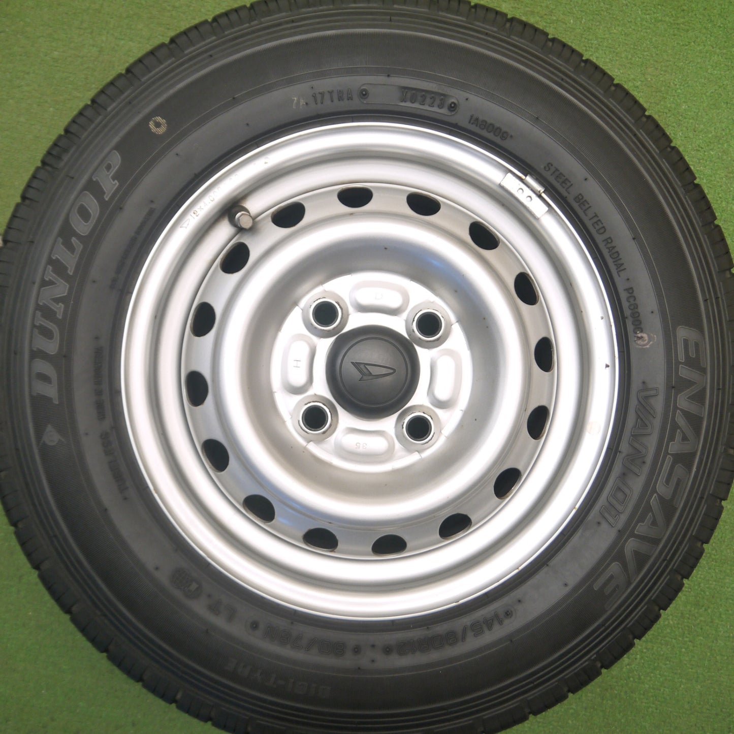 [送料無料] 4本価格！23年★ダイハツ ハイゼット アトレー 等 純正 スチール 145/80R12 80/78N ダンロップ エナセーブ VAN01 12インチ PCD100/4H★5021707Hノ