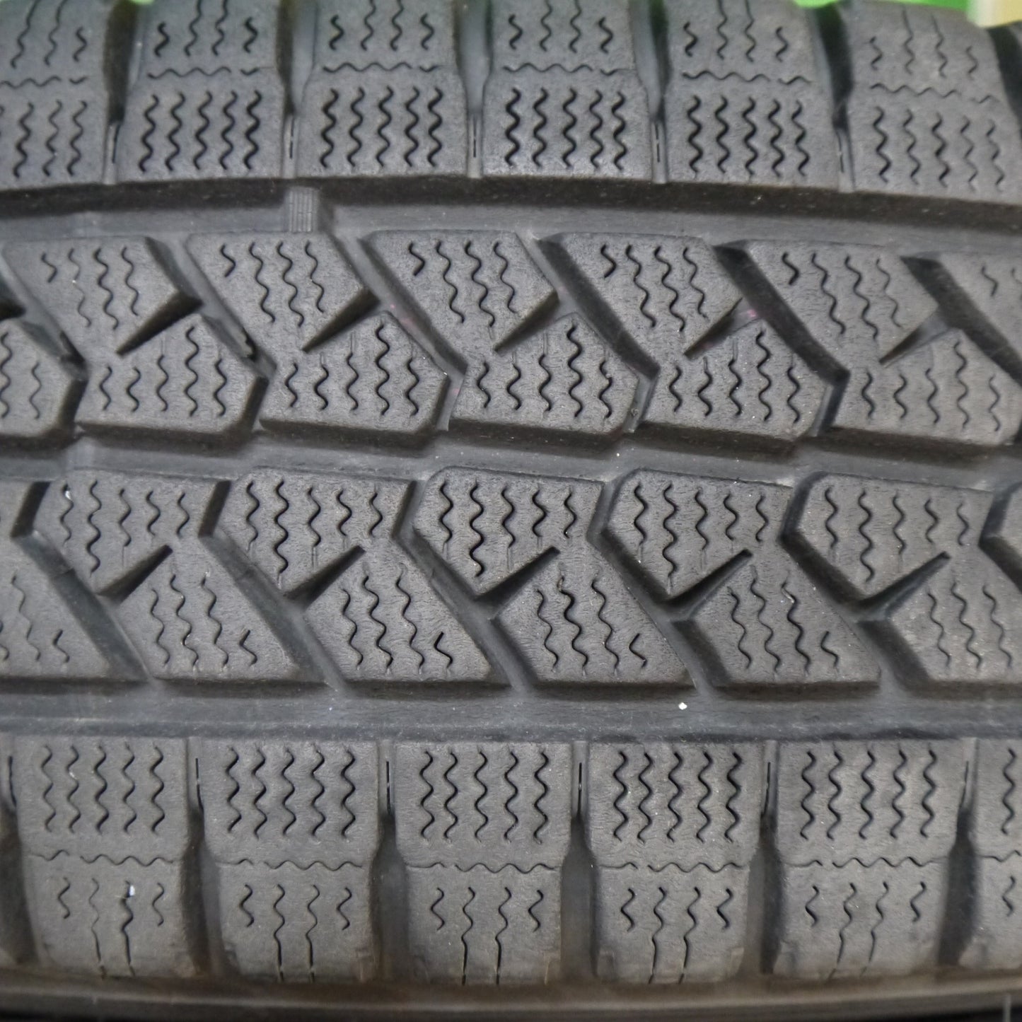 バリ溝！21年！キレイ！9分★トヨタ ハイエース 純正 スチール 195/80R15 107/105L スタッドレス ブリヂストン ブリザック VL1 15インチ PCD139.7/6H★5051201Hス
