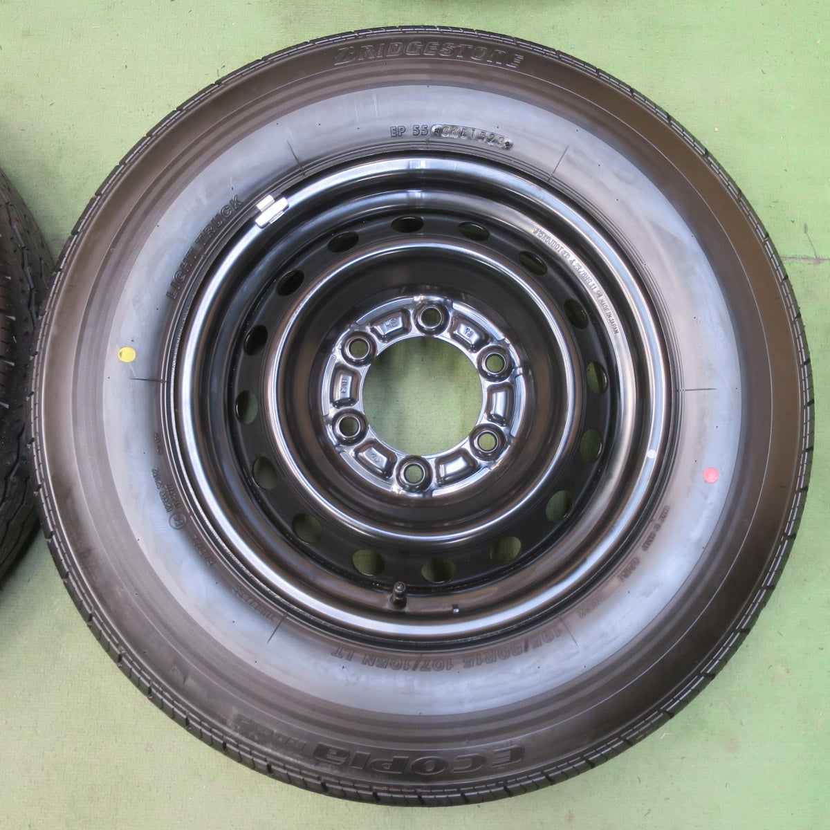 新車外し！23年◎トヨタ ハイエース 純正 スチール 195/80R15 107/105N ブリヂストン エコピア RD613 15インチ PCD139.7/6H◎6062601イノ