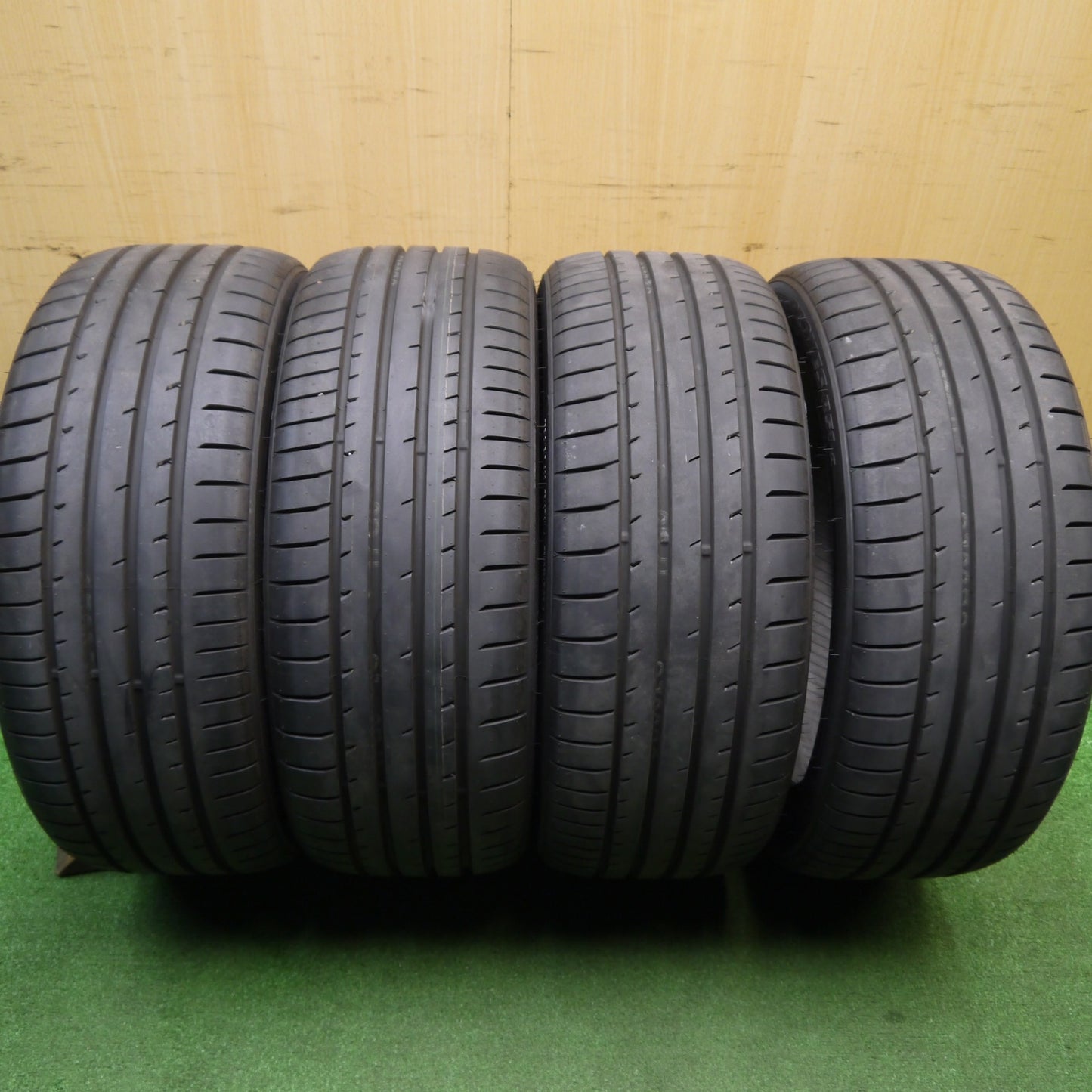 新車外し！25年★215/45R18 トーヨー プロクセス R51A タイヤ 18インチ マツダ3 SAI エクシーガ アクセラ スポーツ 等★5120308Hノタ