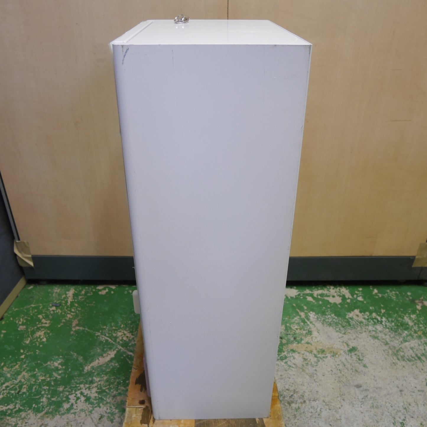 [送料無料] 鍵付き☆Daito ダイト 手動式 自動 販売機 DF-5 トレカ トレーディング カード 自販機 ガチャ 遊戯王 現状品☆