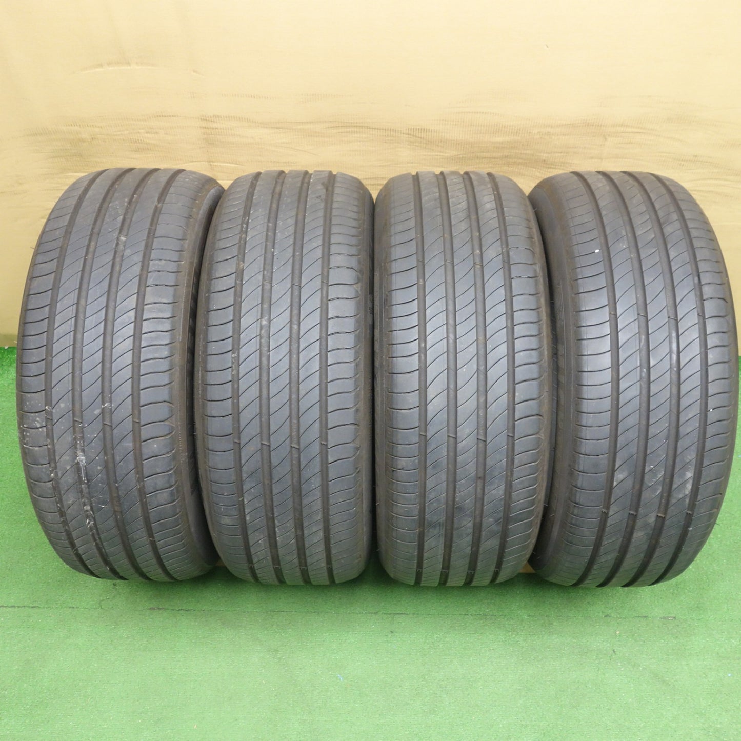 4本価格！24年◎225/55R18 ミシュラン プライマシー4 PRIMACY4 タイヤ 18インチ デリカ D:5 エクストレイル クロストレック 等◎6081003KTノタ