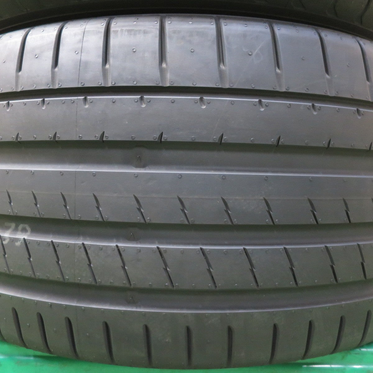 未使用！25年！2本★315/40R21 ヨコハマ アドバン スポーツ V107 SUV タイヤ 21インチ ベンツ GLE W167 GLS X167 等★5072102イノタ