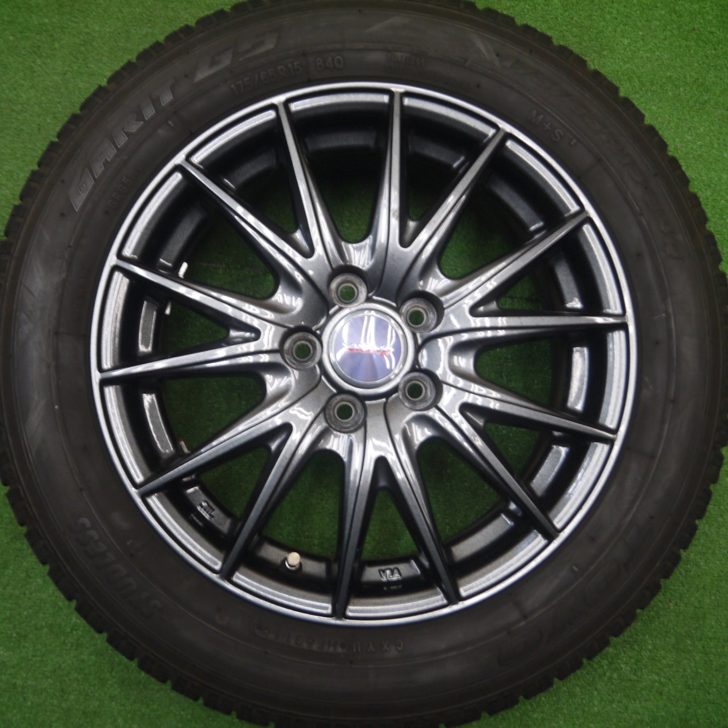 [送料無料] バリ溝！9.5分以上★シエンタ等 175/65R15 スタッドレス トーヨー ガリット G5 VELVA SPORTZ ヴェルヴァ 15インチ PCD100/5H★4111502Hス