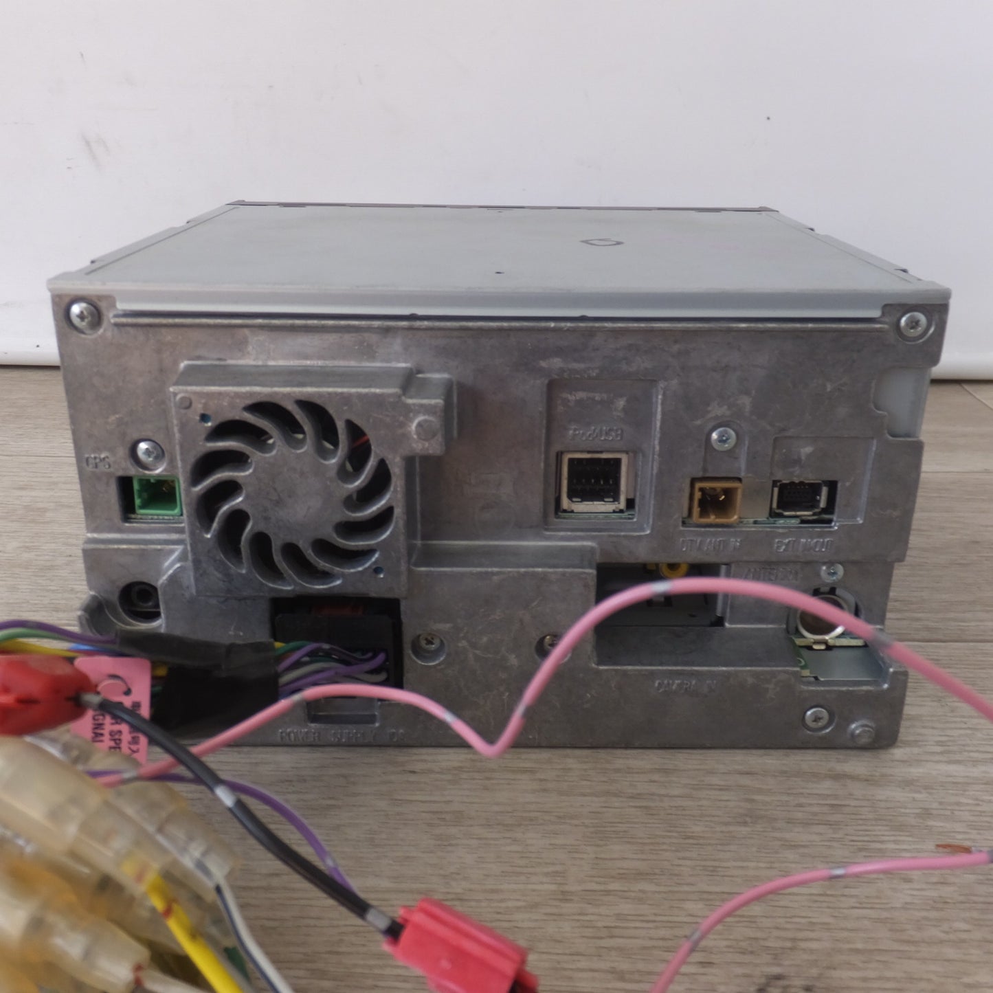 [送料無料] ★カロッツェリア carrozeria AV一体型メモリーナビゲーション 楽ナビ AVIC-MRZ02(26)★
