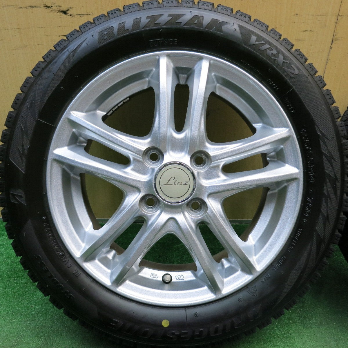 バリ溝！22年！キレイ！ほぼ10分★スタッドレス 155/65R14 ブリヂストン ブリザック VRX2 Linz 14インチ PCD100/4H★5081006HAス