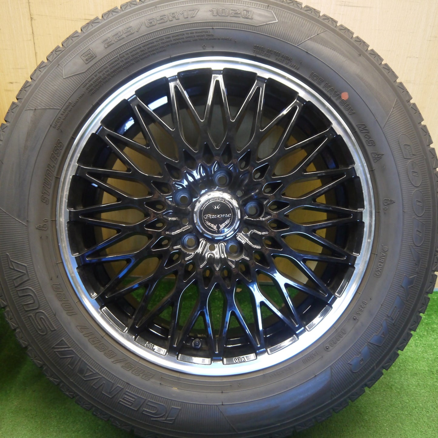 バリ溝！キレイ！9分★LOXARNY Pavone 225/65R17 スタッドレス グッドイヤー アイスナビ SUV ロクサーニ パヴォーネ 17インチ PCD114.3/5H★6060307Hス