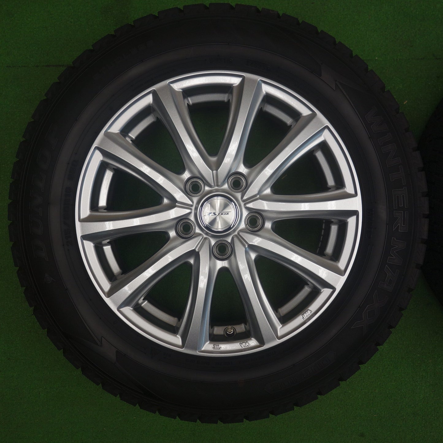 ほぼ未使用！25年！キレイ◎スタッドレス 215/60R16 ダンロップ ウインターマックス WM02 JOKER ジョーカー 16インチ PCD114.3/5H◎6060101KTス