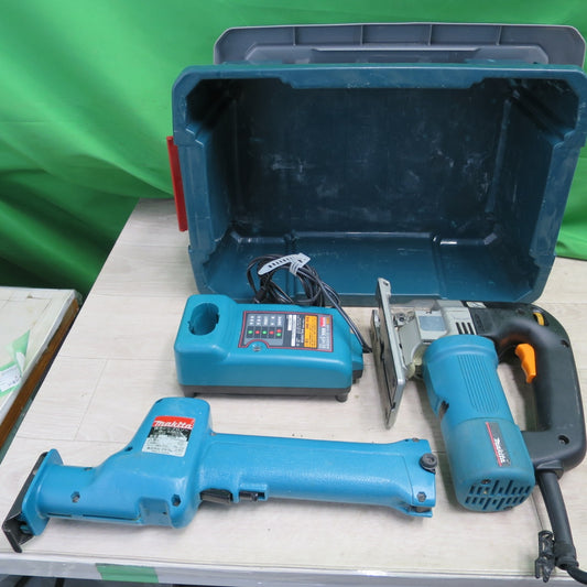 [送料無料] 3点まとめ売り☆makita マキタ ジグソー 4306 充電器 DC1414 電池レシプロソー 43900 電動 工具 DIY 大工 道具☆