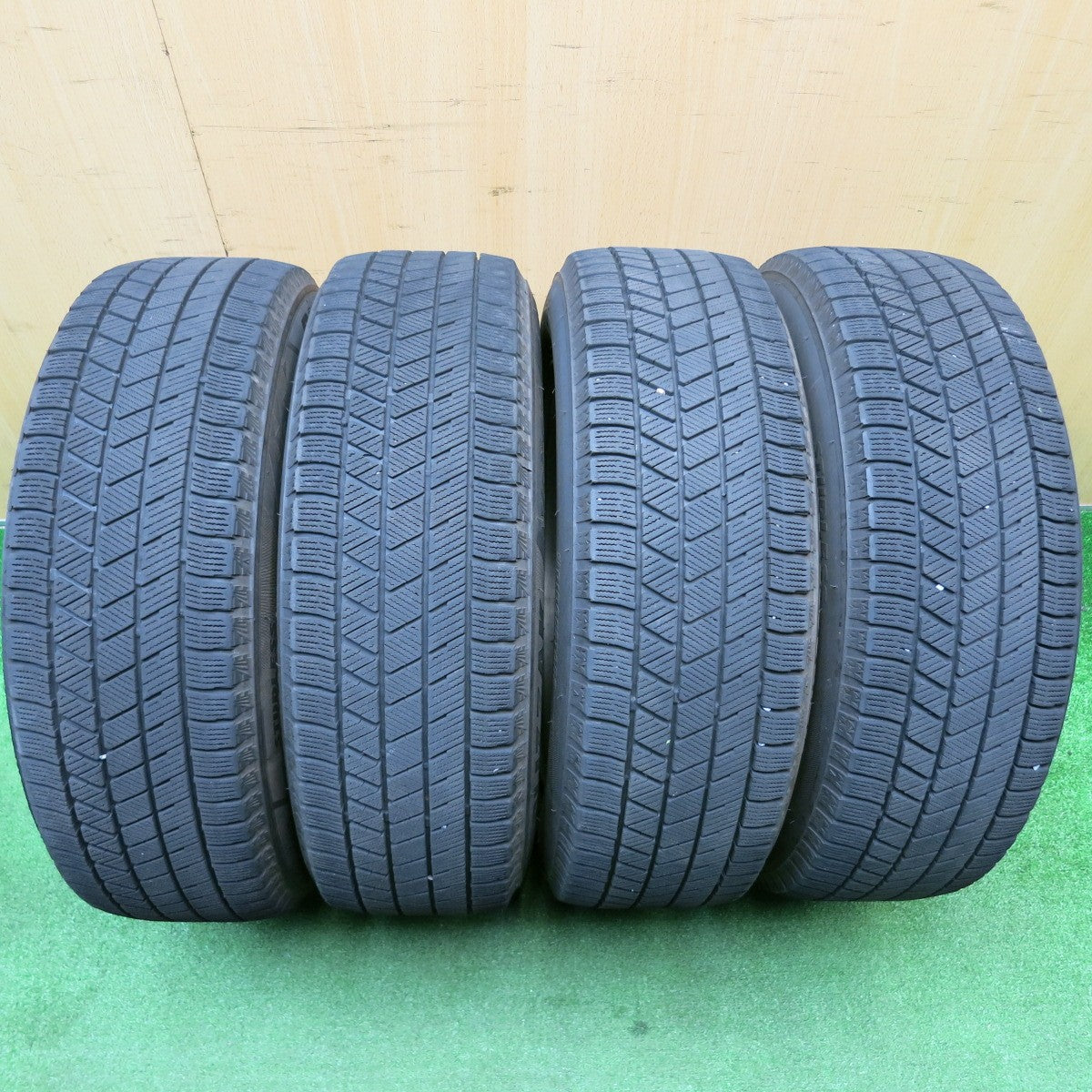 4本価格！21年★スタッドレス 185/65R15 ブリヂストン ブリザック VRX3 BALMINUM TR10 バルミナ 15インチ PCD114.3/5H★5113005HAス