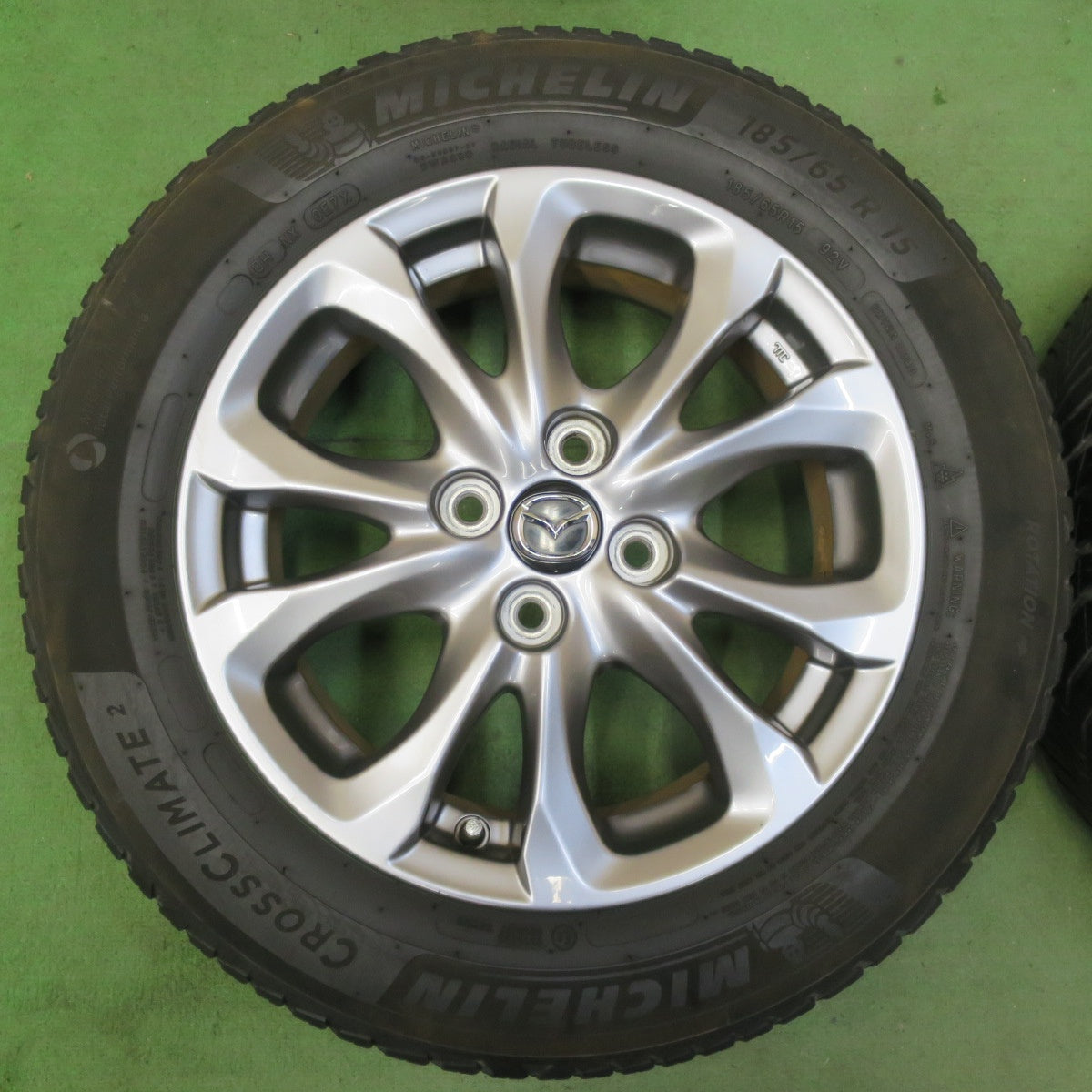 キレイ！21年★マツダ2 純正 185/65R15 ミシュラン CROSSCLIMATE2 15インチ PCD100/4H★5072501イノ