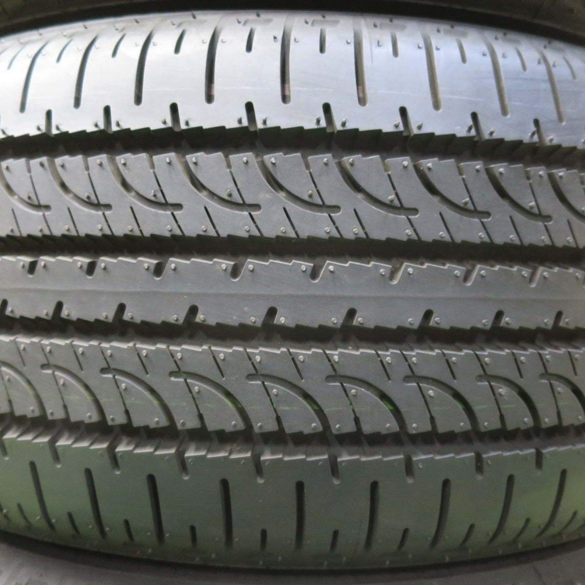 新車外し！24年★225/55R18 ヨコハマ ジオランダー SUV G055 G055E タイヤ 18インチ ZR-V エクストレイル XV デリカ D:5 等★5092401イノタ