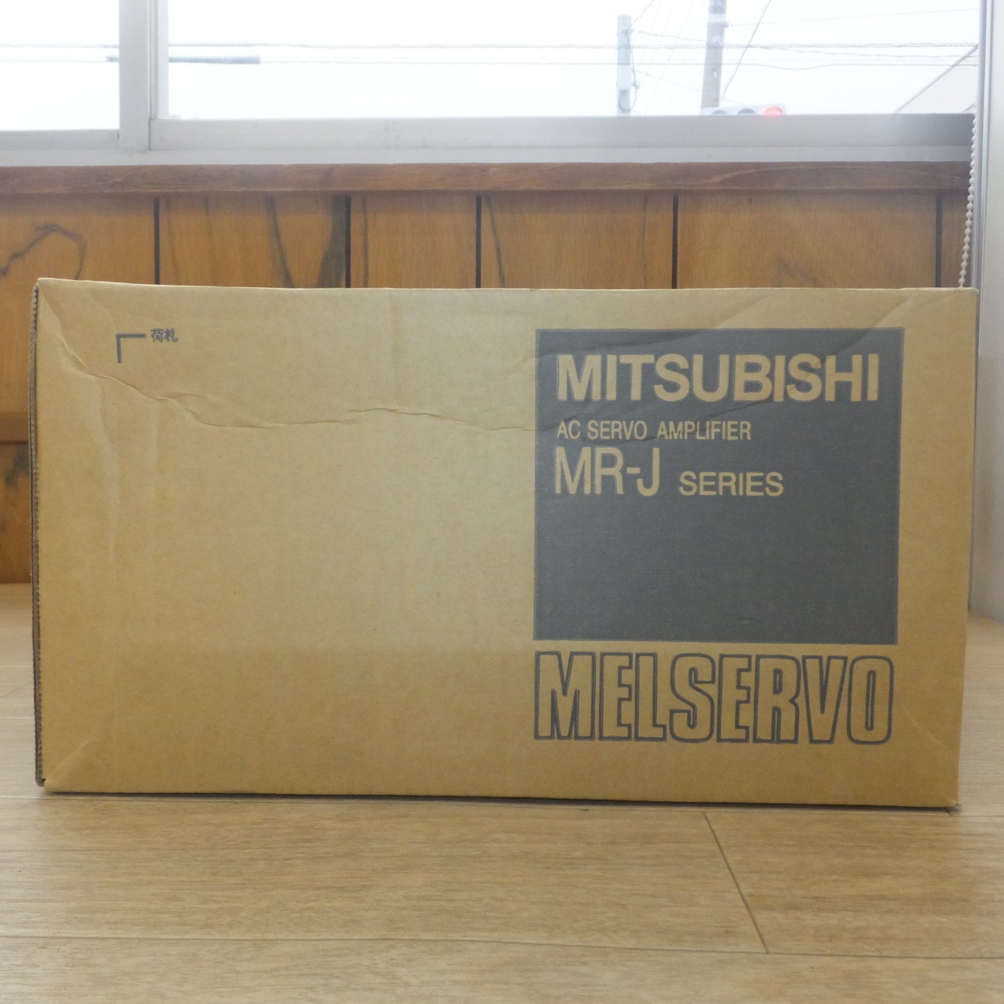 [送料無料] 未使用★三菱 MITSUBISHI サーボアンプ AC SERVO AMPLIFIER MR-J SERIES MR-J2S-500A(5)★