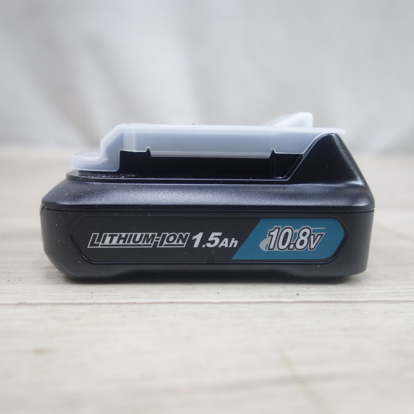 [送料無料] 未使用◆マキタ 純正 Li-ion リチウム イオン バッテリー BL1015 DC 10.8V 1.5Ah 16.2Wh makita 電動 工具 に◆