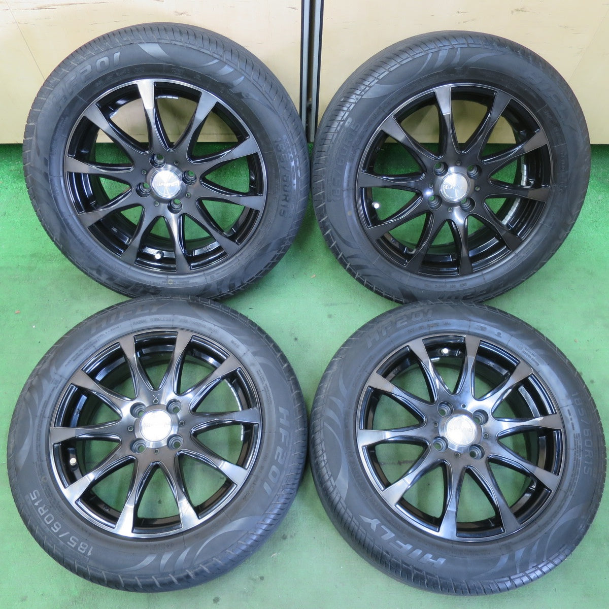 バリ溝！キレイ！8.5分☆185/60R15 DEEP IMPACT WZ-8 ハイフライ HF201