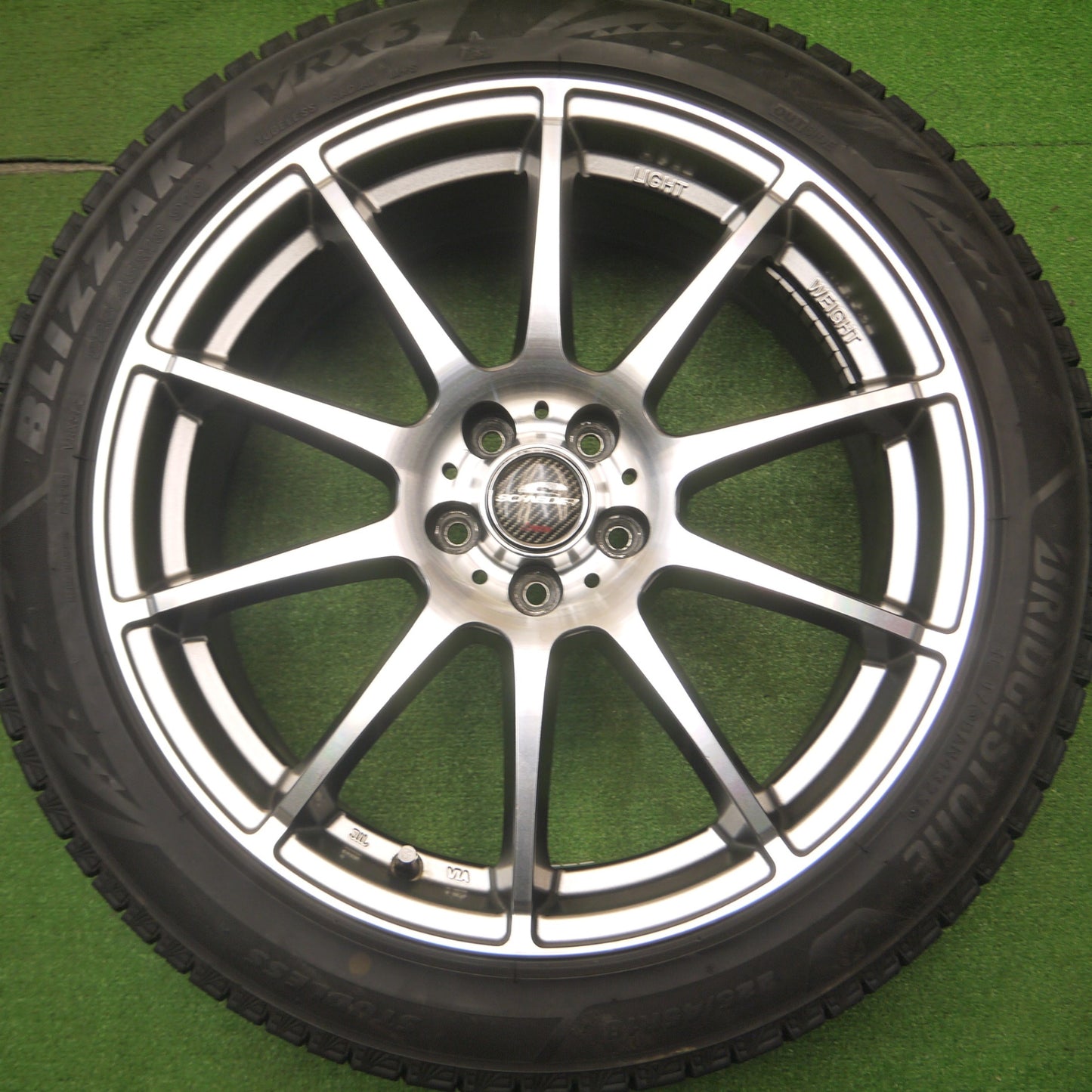 [送料無料] バリ溝！23年！9.5分★レガシィ 等 225/45R18 スタッドレス ブリヂストン ブリザック VRX3 SCHNEIDER シュナイダー 18インチ PCD100/5H★4120909Hス