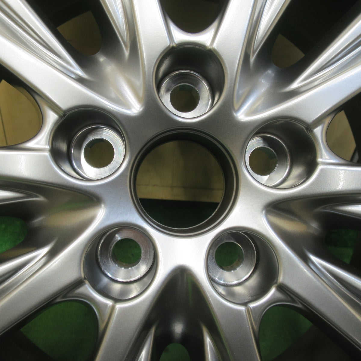 新車外し！22年★トヨタ 30系 アルファード ヴェルファイア 純正 235/50R18 トーヨー トランパス R30 18インチ PCD114.3/5H★5123001イノ