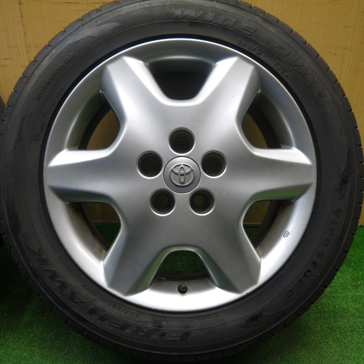 バリ溝！9.5分★トヨタ 30系 セルシオ 純正 225/55R17 ファイアストン ファイアホーク ワイドオーバル 17インチ PCD114.3/5H★5111208Hノ