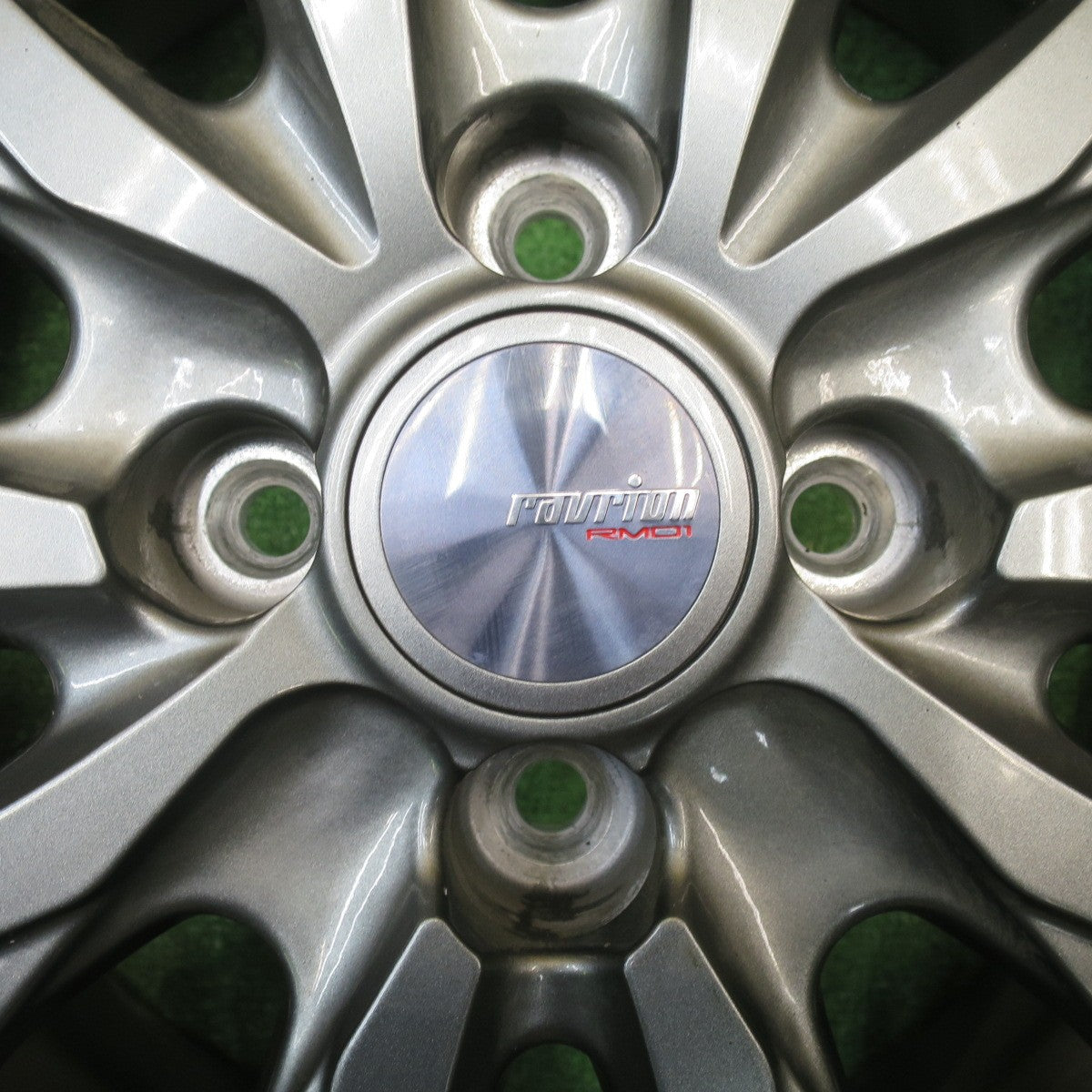 バリ溝！21年！キレイ！ほぼ10分★スタッドレス 165/65R14 トーヨー オブザーブ ガリット GIZ ravrion RM01 ラブリオン 14インチ ソリオ アトレー 等 PCD100/4H★5110708NJス