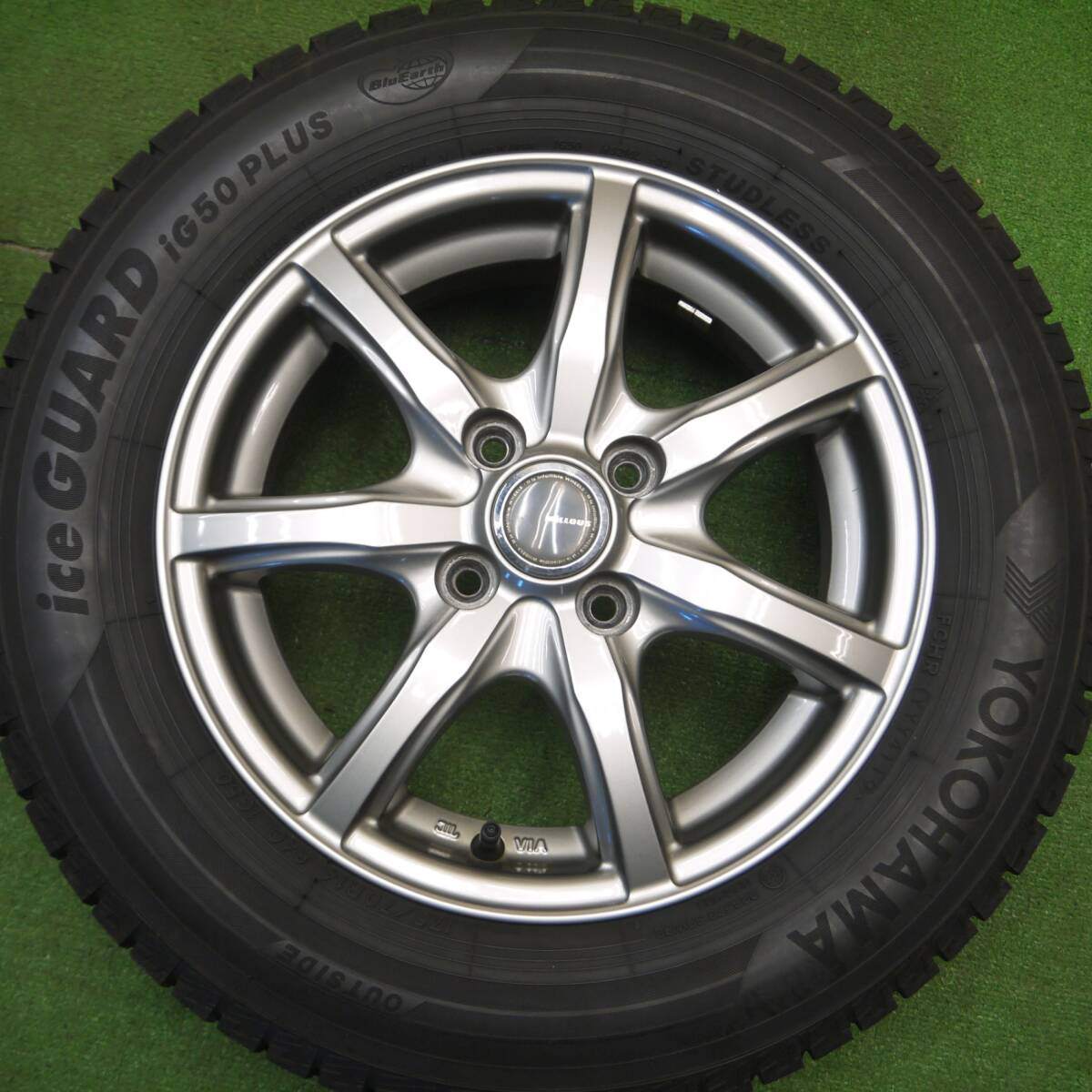 バリ溝！キレイ！9.5分★スタッドレス 175/70R14 ヨコハマ アイスガード iG50 プラス MiLLOUS ミルアス 14インチ PCD100/4H★5011706Hス