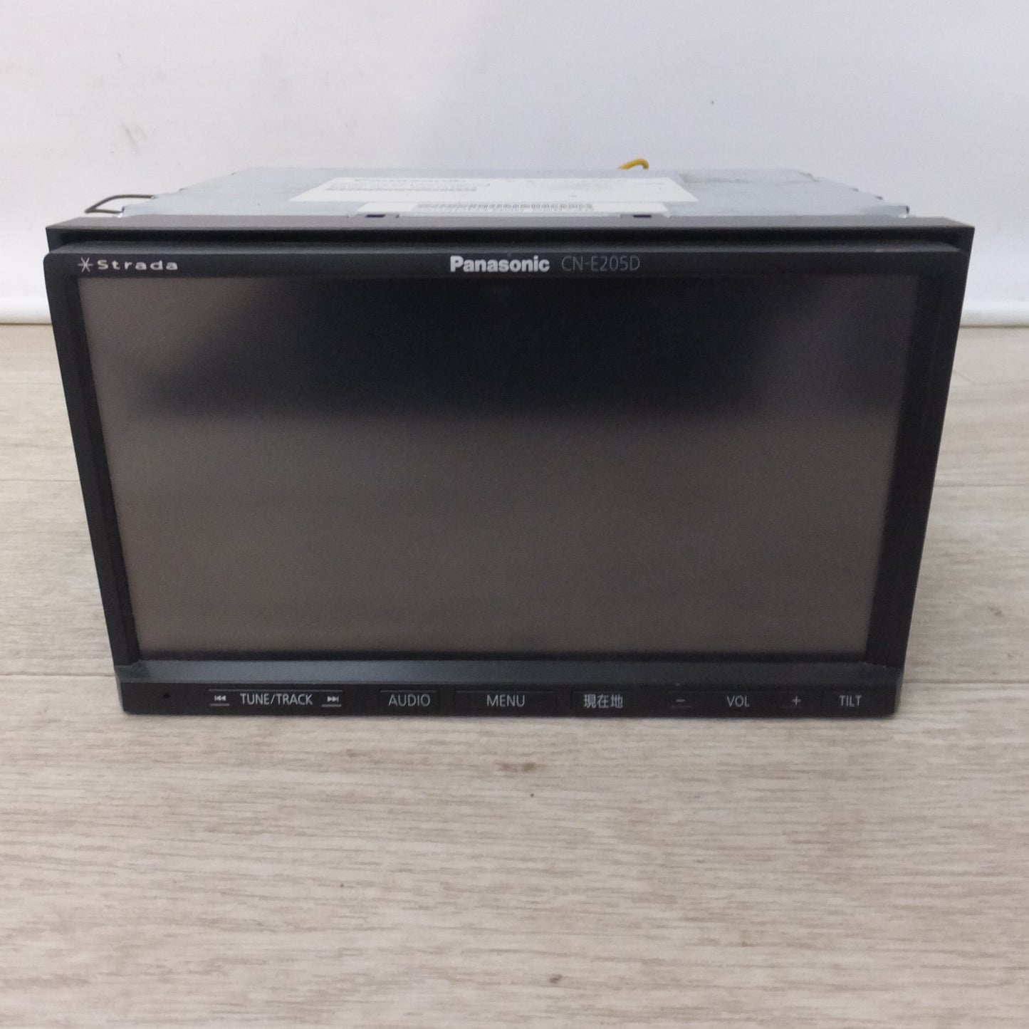 [送料無料] ★パナソニック Panasonic SSDカーナビステーション Strada CN-E205D(4)★