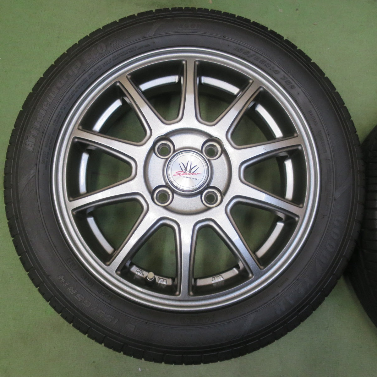 バリ溝！22年！キレイ！8.5分◎LOXARNY SPORT 155/65R14 グッドイヤー EfficientGrip ECO hybrid EG01 ロクサーニ スポーツ 14インチ PCD100/4H◎6102001イノ