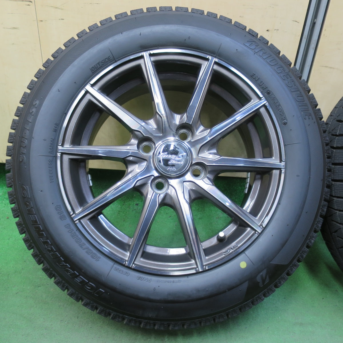 バリ溝！23年！キレイ！ほぼ10分★スタッドレス 165/70R14 ブリヂストン アイスパートナー2 Euro-S Stream MiD マルカ 14インチ PCD100/4H★5101410イス