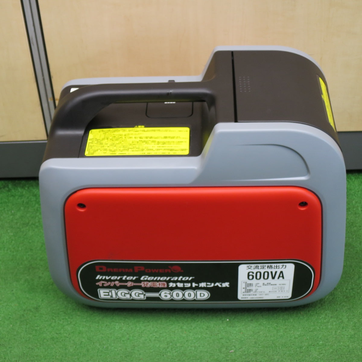 美品◆ナカトミ Dream Power インバーター 発電機 EIGG-600D カセットボンベ 式 100V 600VA◆