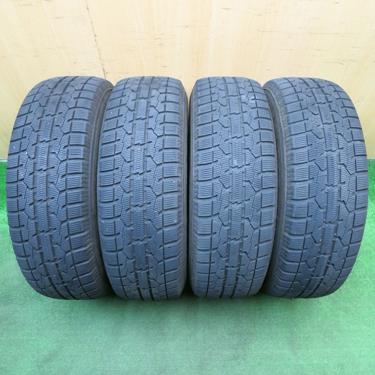 バリ溝！22年！キレイ！8.5分★トヨタ 80系 エスクァイア 純正 195/65R15 スタッドレス トーヨー オブザーブ ガリット GIZ 15インチ PCD114.3/5H★5042501NJス