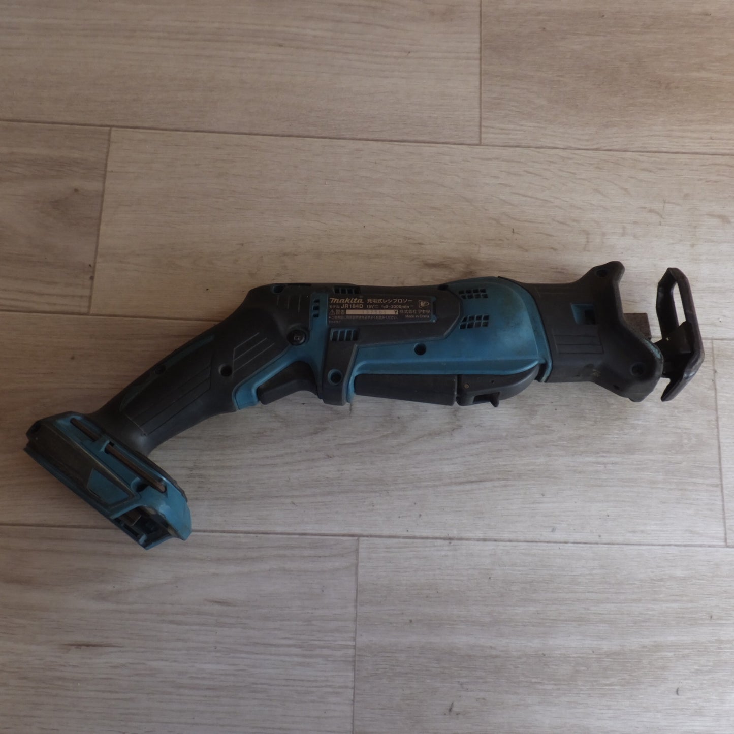 [送料無料] ★マキタ makita 充電式レシプロソー JR184D 18V 本体のみ★