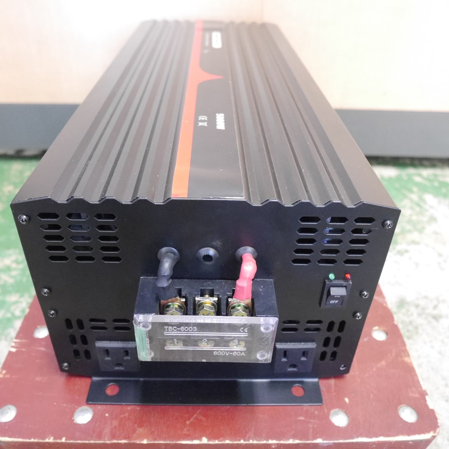 [送料無料] キレイ☆パワー インバーター 5000W メーカー 型式 不明 DC24V AC100V 50Hz POWER INVERTER 車載 充電 発電 非常用 電源☆
