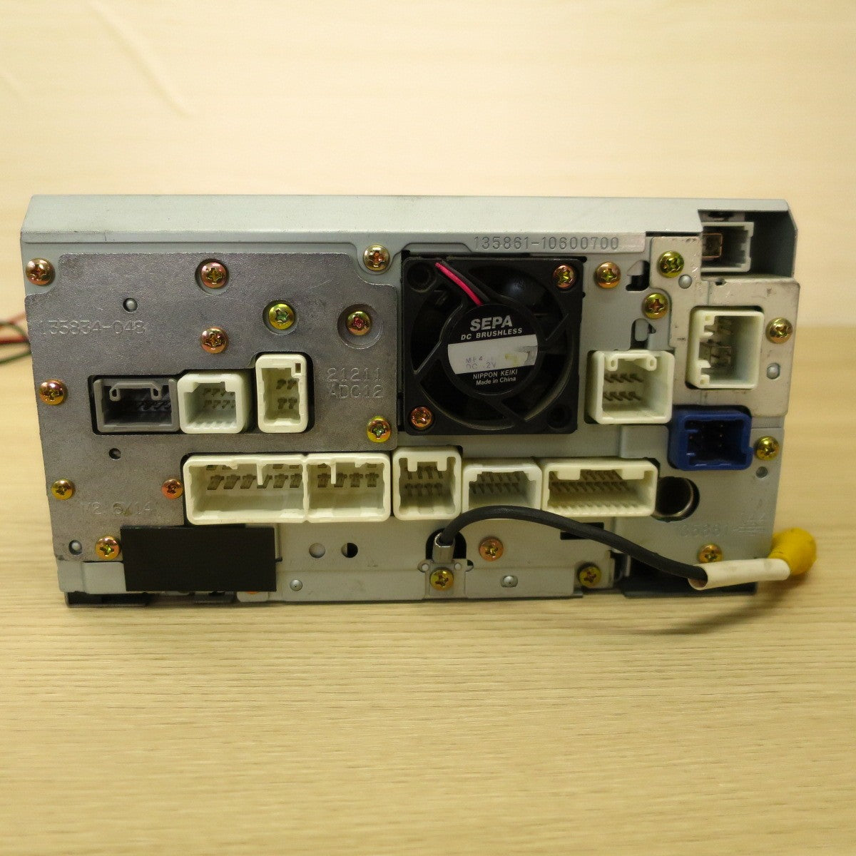 ♪トヨタ 純正 HDD ナビ カーナビ NHDT-W53 36037 08545-00H20 TOYOTA FUJITSU TEN♪ [送料無料]