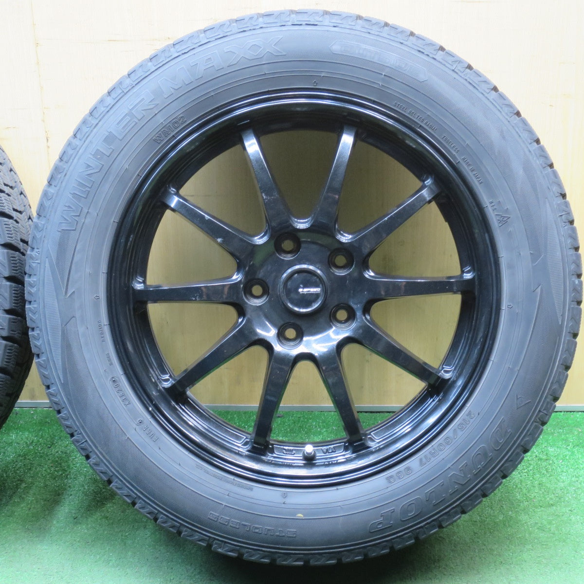 バリ溝！9.5分★スタッドレス 215/60R17 ダンロップ ウインターマックス WM02 G-SPEED Gスピード 17インチ PCD114.3/5H★6051807NJス