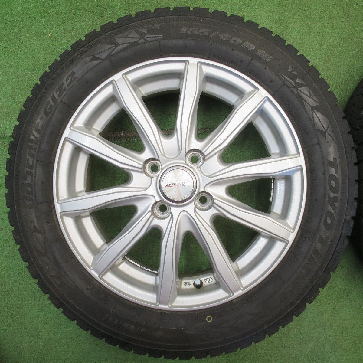 バリ溝！23年！9分★スタッドレス 185/60R15 トーヨー オブザーブ GIZ2 JOKER ジョーカー 15インチ PCD100/4H★6051005NJス
