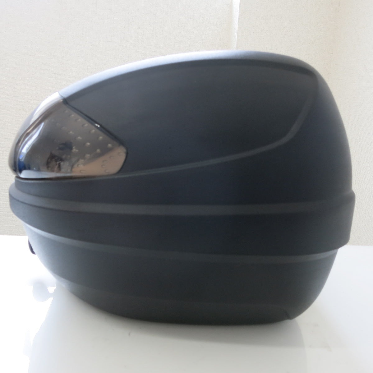 [送料無料] 鍵付き◆GIVI バイク 用 リア BOX ボックス リア トランク トップケース 収納 箱 荷物 ツーリング デリバリー◆