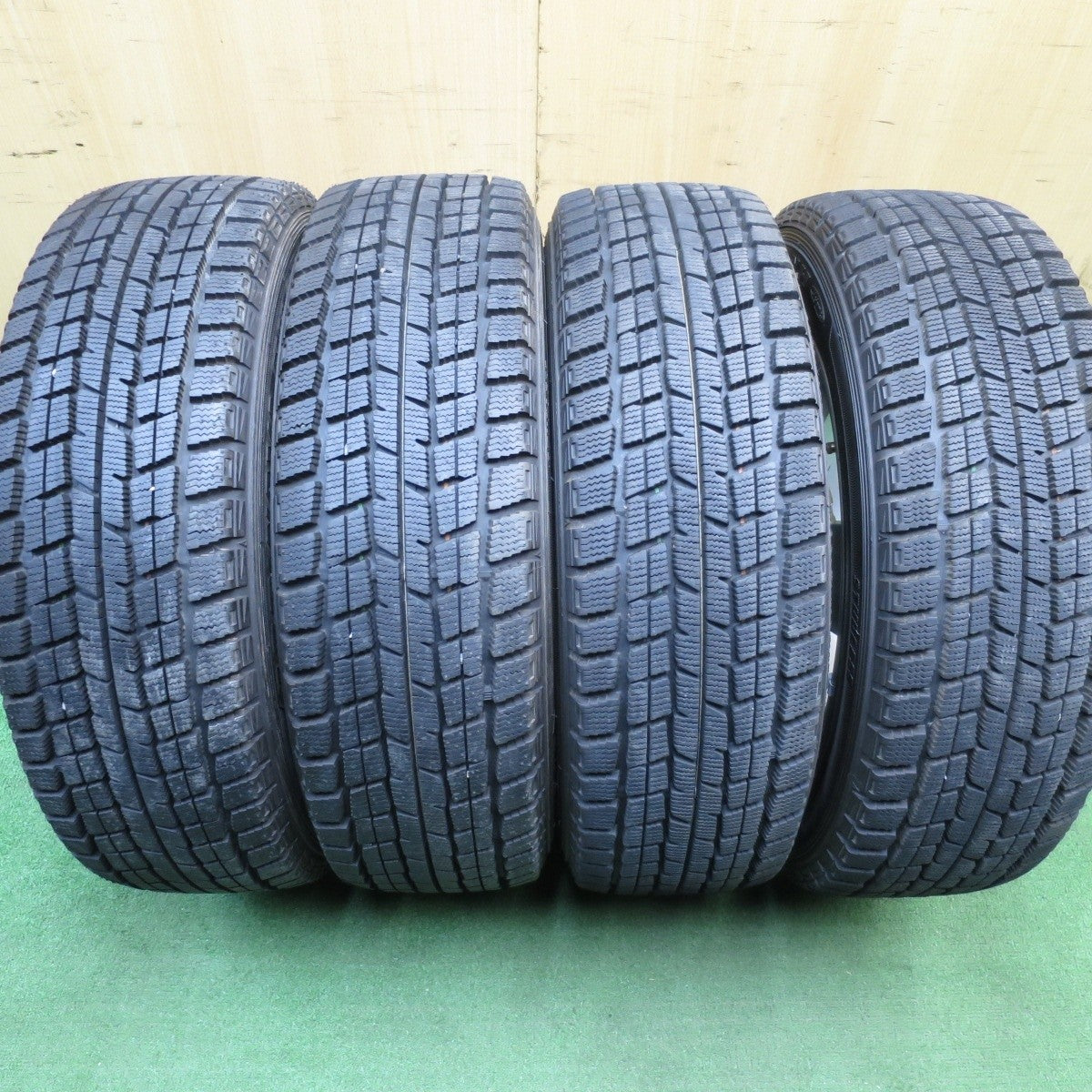 バリ溝！ほぼ10分★MINI ミニ クーパー 純正 175/65R15 スタッドレス グッドイヤー アイスナビ NH 15インチ PCD100/4H★5030511Hス