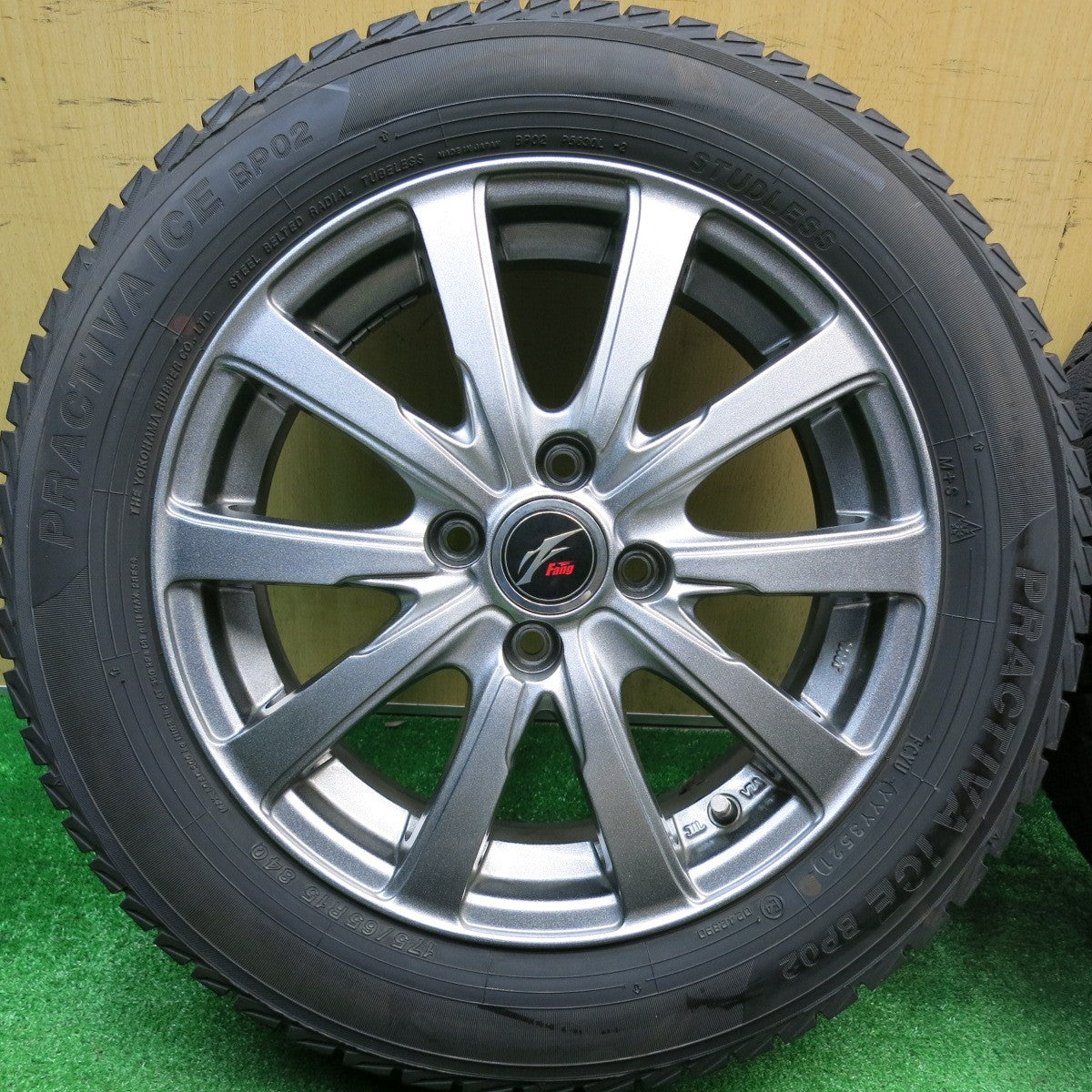バリ溝！21年！キレイ！9分★スタッドレス 175/65R15 プラクティバ アイス BP02 ヨコハマ Fang ファング 15インチ PCD100/4H★5113024HAス