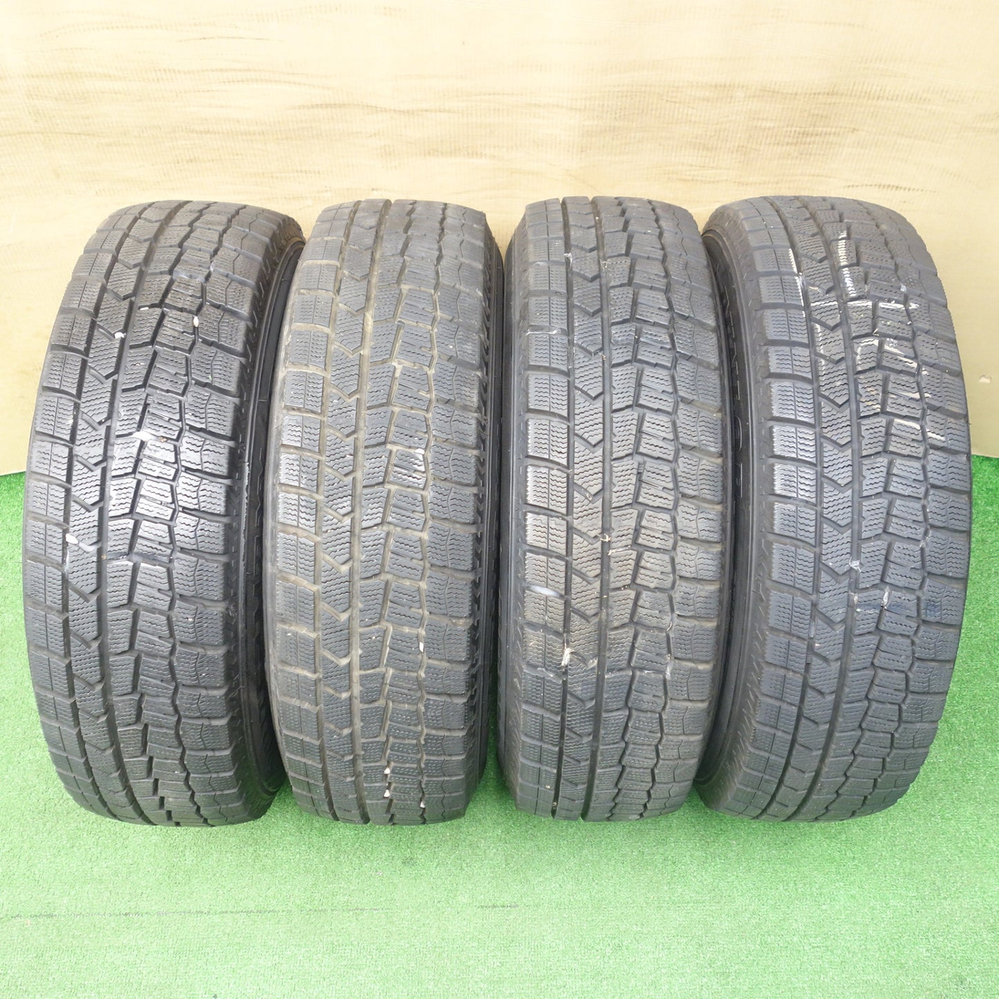 バリ溝！9.5分★スタッドレス 185/70R14 ダンロップ ウインターマックス WM02 Schneider シュナイダー 14インチ PCD100/4H★6021202KTス