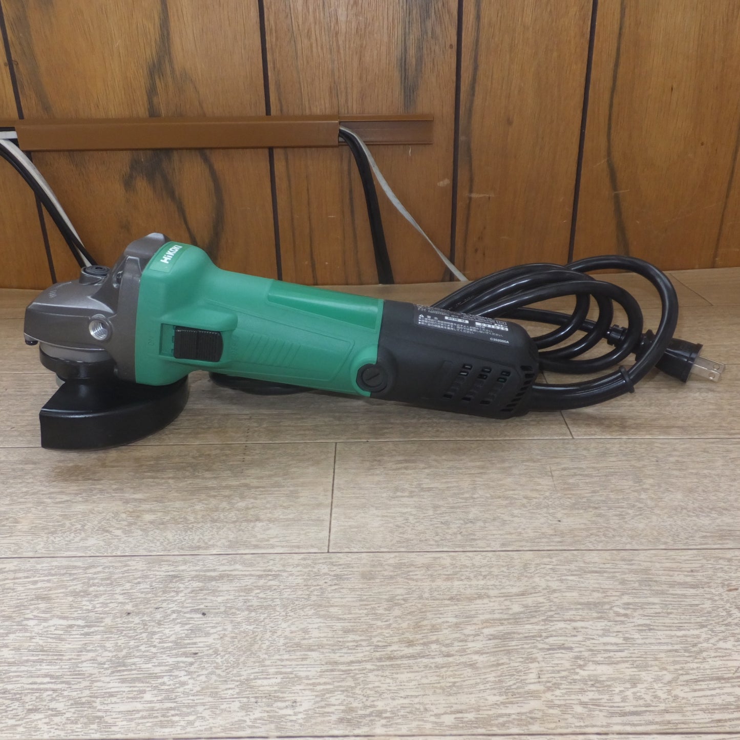 [送料無料] 未使用★ハイコーキ HiKOKI 100mm 電気ディスクグラインダ G10SH6　100V 50/60Hz 780W★