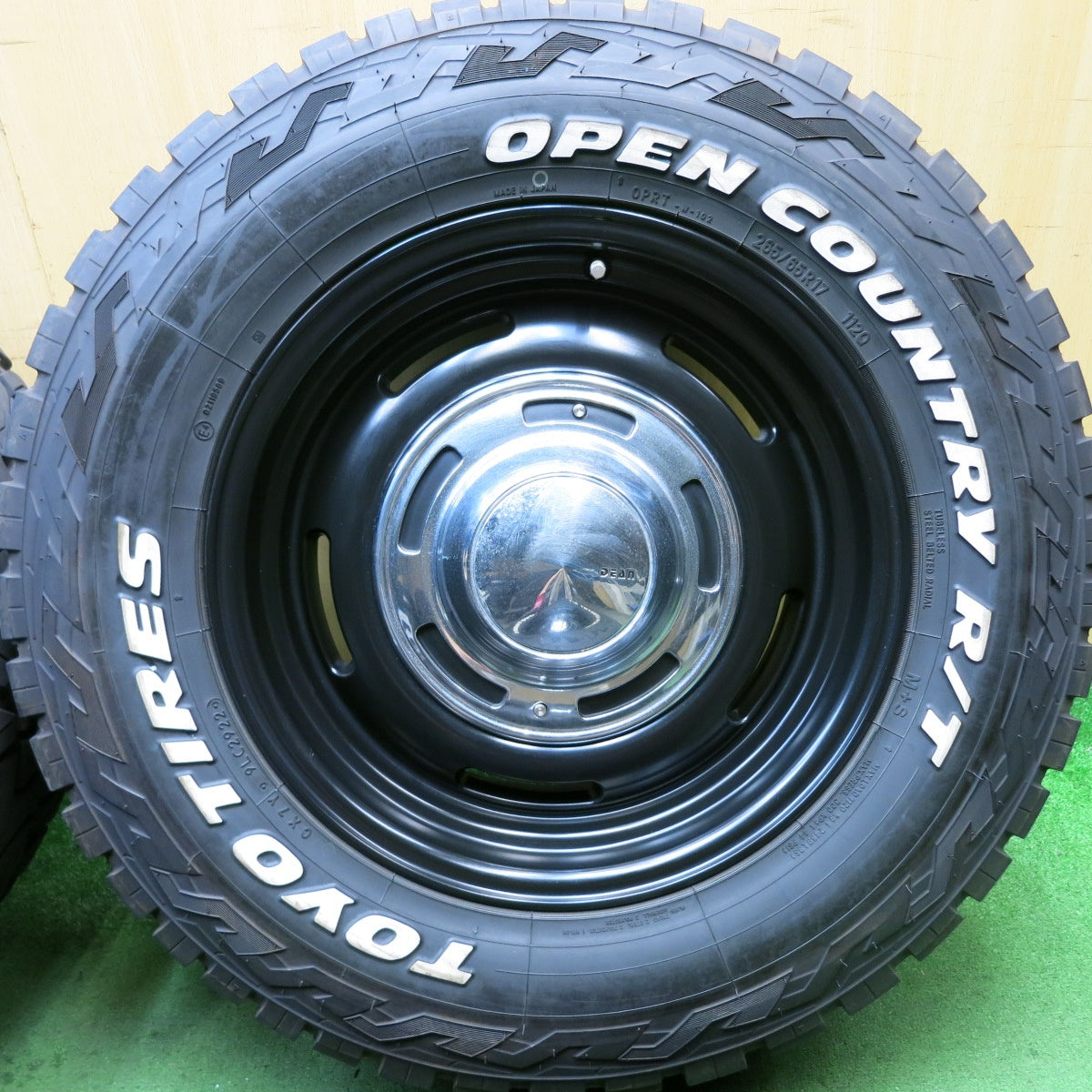 バリ溝！22年！キレイ！8.5分★DEAN CRIMSON 265/65R17 トーヨー オープンカントリー R/T ディーン クリムソン 17インチ PCD139.7/6H★5072710HAノ
