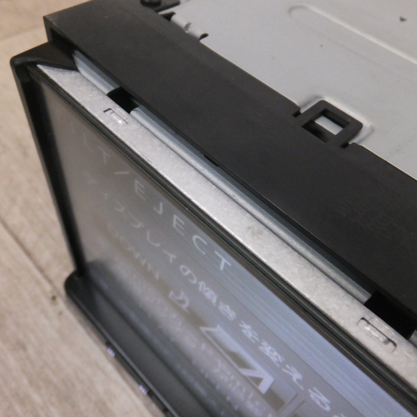 [送料無料] ★パナソニック Panasonic SSDカーナビステーション Strada CN-E300D[50]★