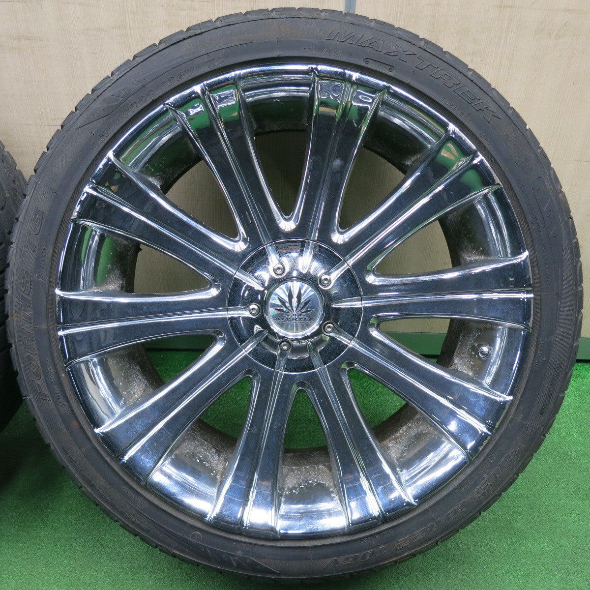 [送料無料] バリ溝！22年！9.5分以上★265/40R22 マックストレック FORTIS T5 MYRTLE MR-07 CRIMSON マーテル クリムソン 22インチ PCD139.7/6H★4122009TNノ