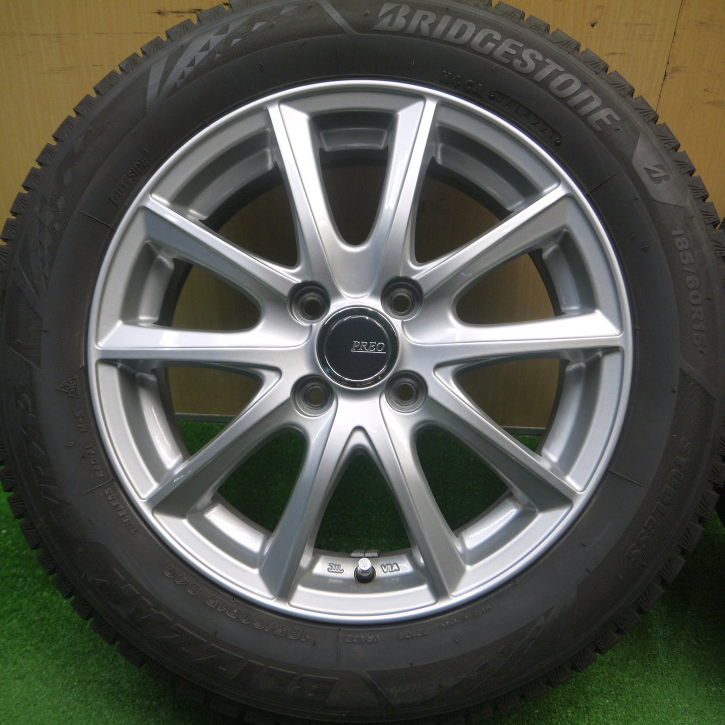 [送料無料] バリ溝！21年！キレイ！9分★スタッドレス 185/60R15 ブリヂストン ブリザック VRX3 PREO プレオ 15インチ PCD100/4H★4120301Hス