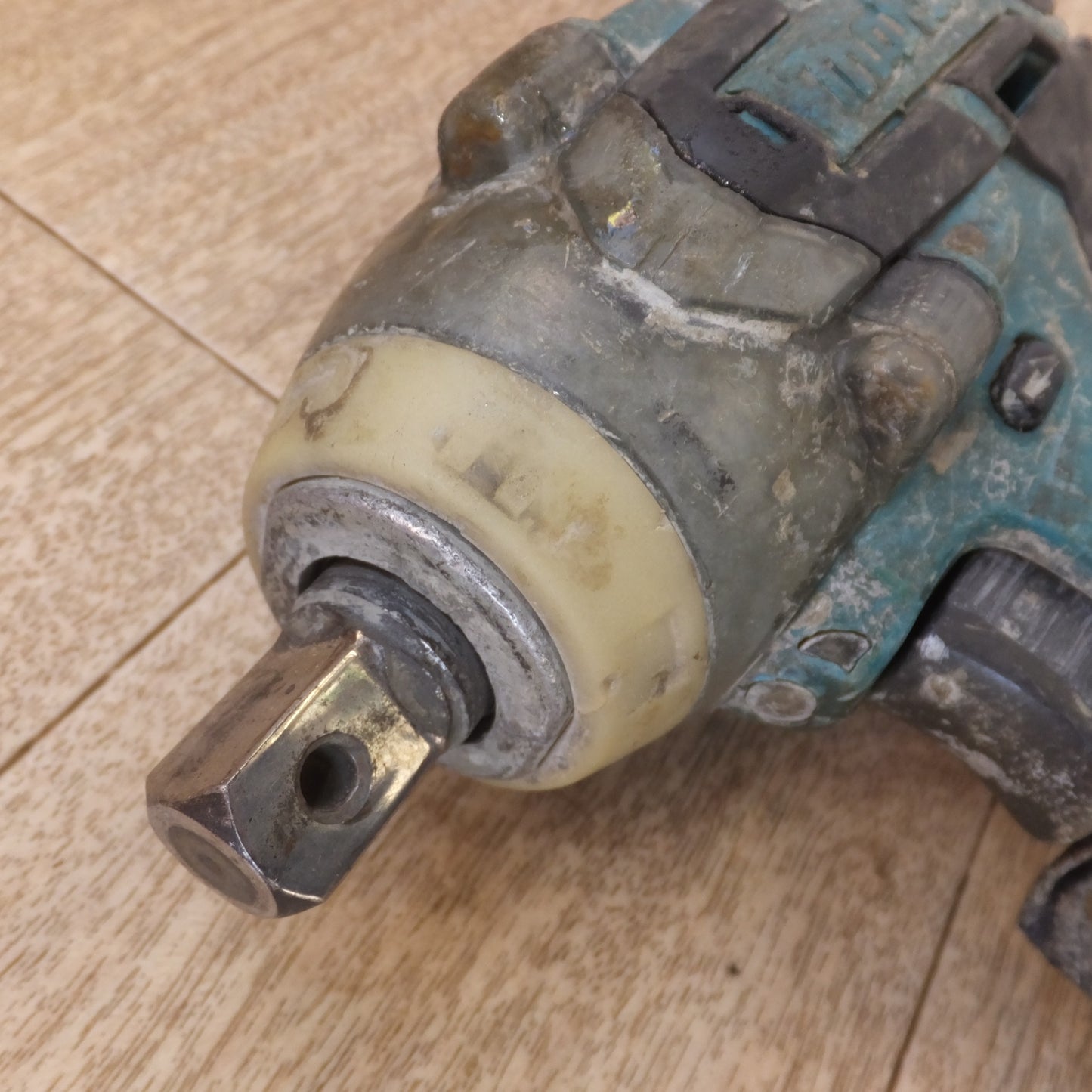 [送料無料] 現状品★マキタ makita 充電式インパクトレンチ TW281D 18V 本体のみ★