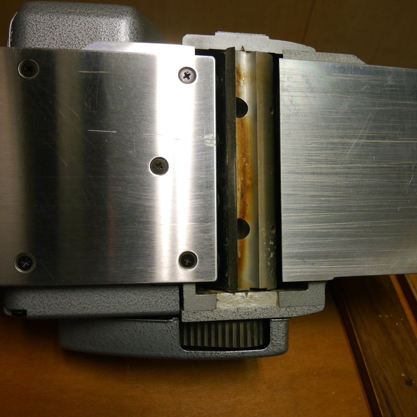 [送料無料] キレイ☆マキタ 2スピード カンナ 1804N 電動 工具 電気 かんな 鉋 100V 切削 幅 136mm コード式 makita☆