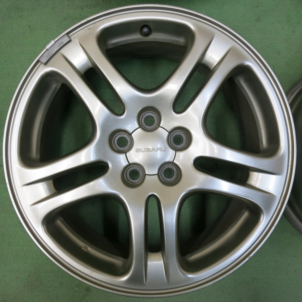 4本価格★スバル レガシィ 純正 ホイール 17インチ 17×7JJ レガシー レガシイ PCD100/5H★5071807SYホ