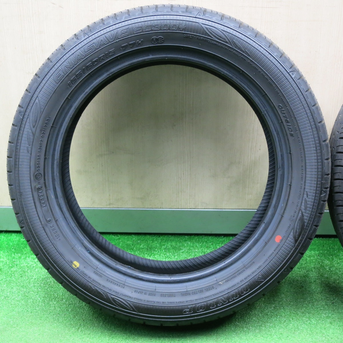 [送料無料] 新車外し！24年★165/60R15 ダンロップ エナセーブ EC300+ タイヤ 15インチ ハスラー N-BOX タント ムーヴ スペーシア デリカミニ等★4122902NJノタ