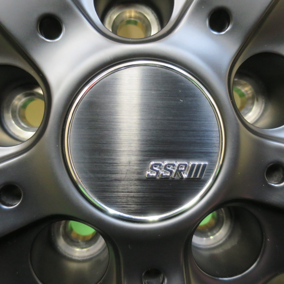 バリ溝！22年！キレイ！9.5分以上★SSR GTV03 TANABE 215/50R18 スタッドレス ヨコハマ アイスガード iG70 18インチ タナベ PCD114.3/5H★5120902イス