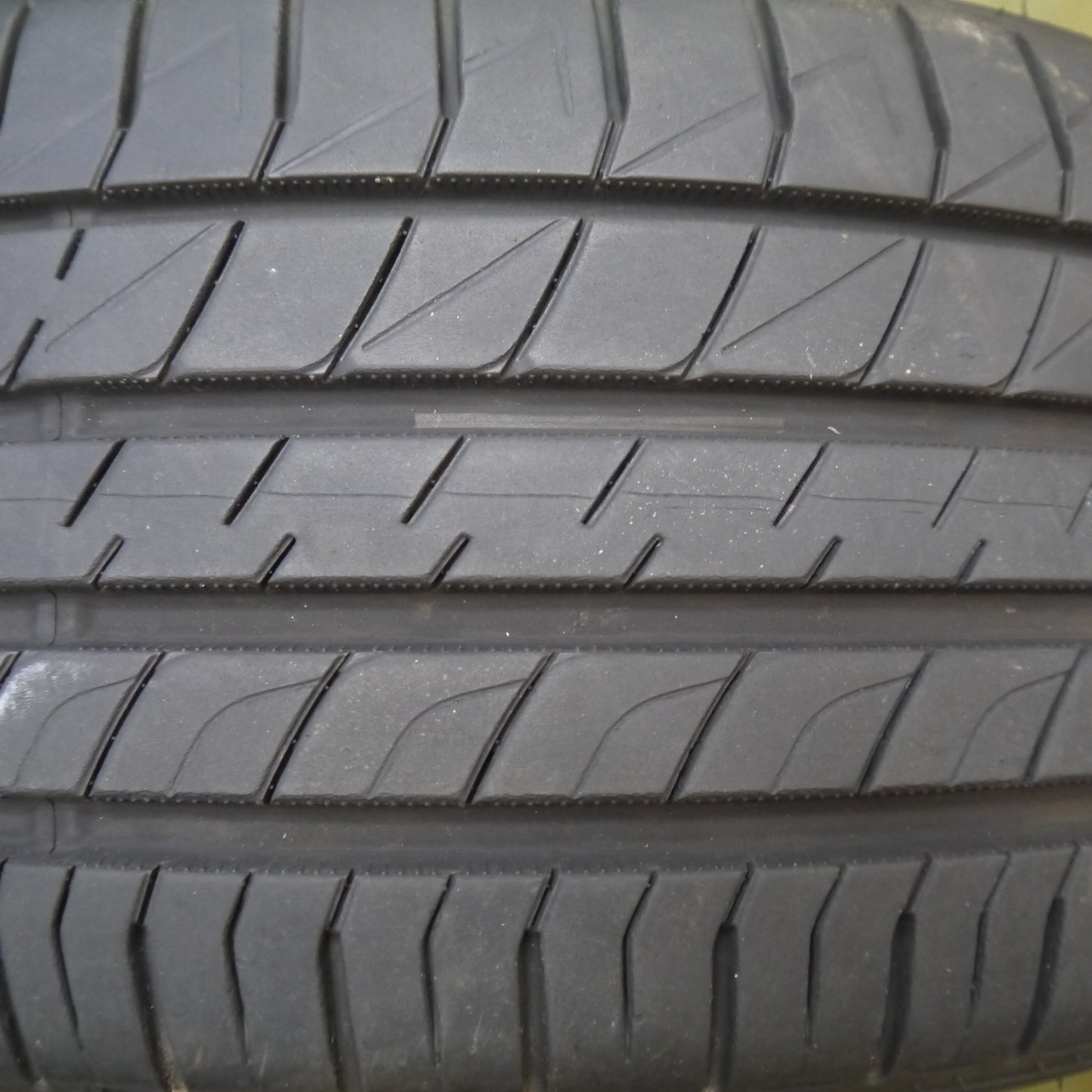 バリ溝！24年！9.5分！1本★225/45R18 ダンロップ LE MANS V + ルマン 5 プラス タイヤ 18インチ レヴォーグ WRX クラウン 等★5102001Hノタ